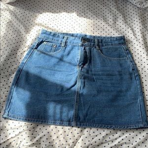NWOT Basic Jean skirt